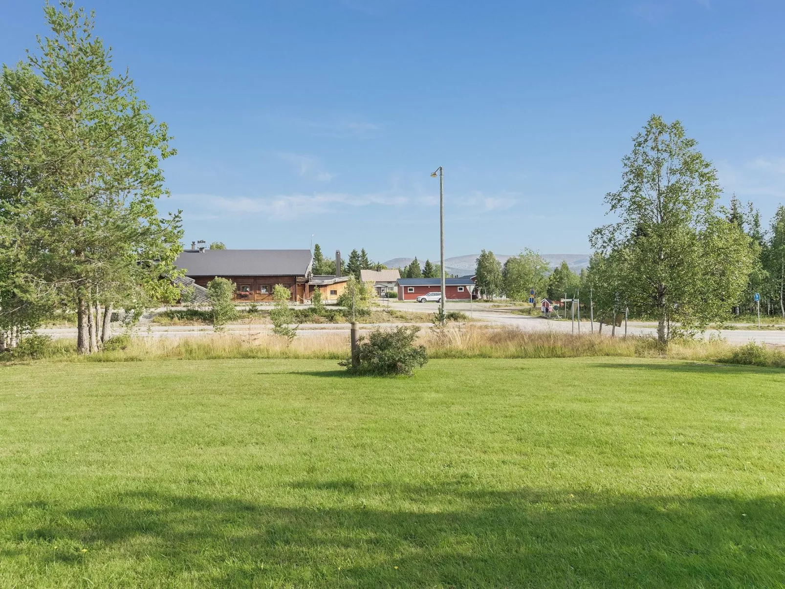 Ylläskarpalo 1 päätyhuoneisto-Drinnen