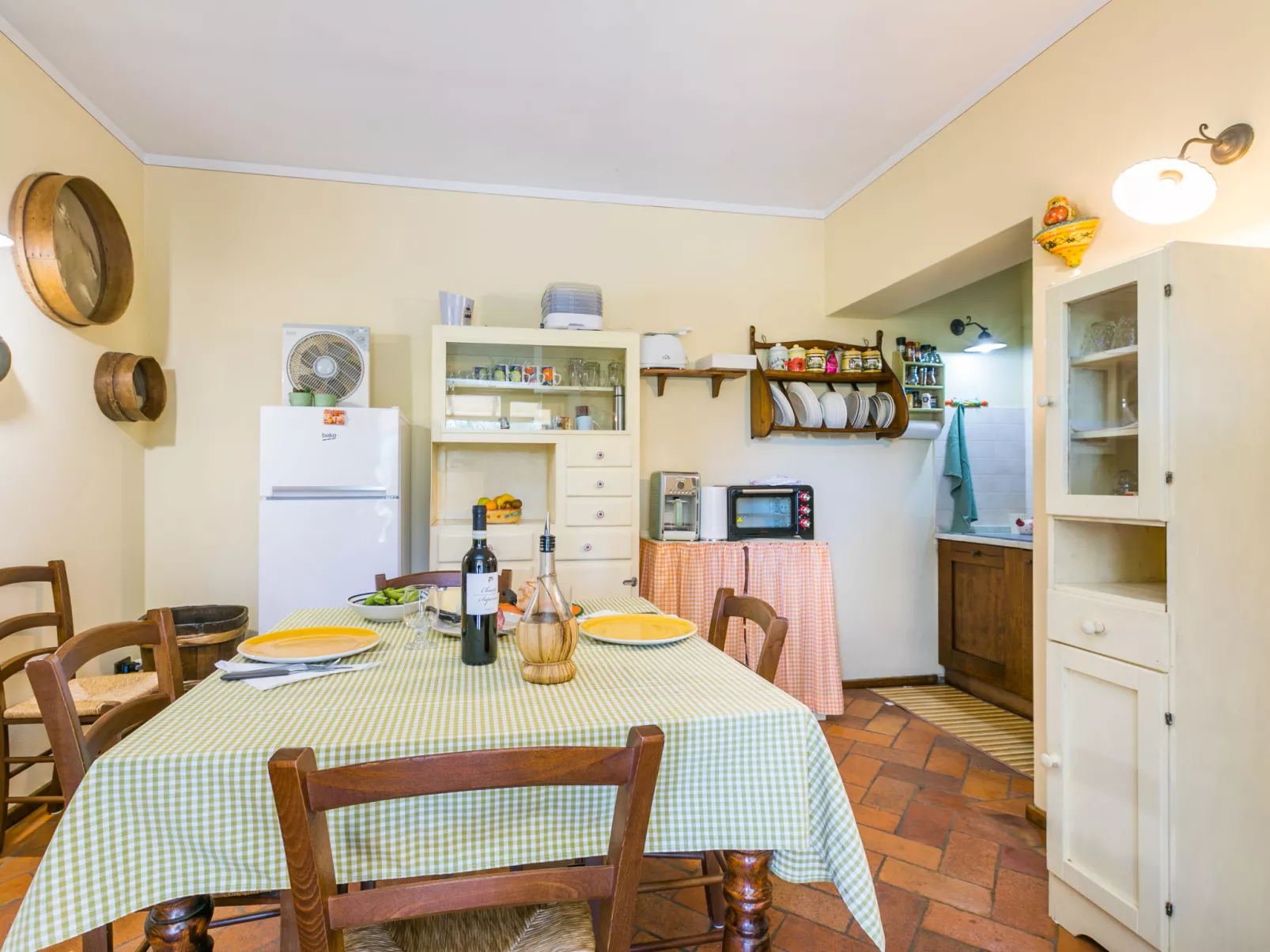 La Casina-Inside