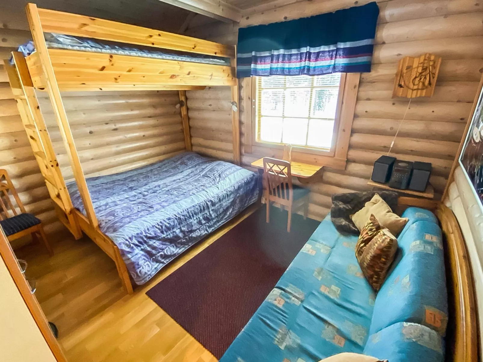 Luoston väärtin kammi-Dedans