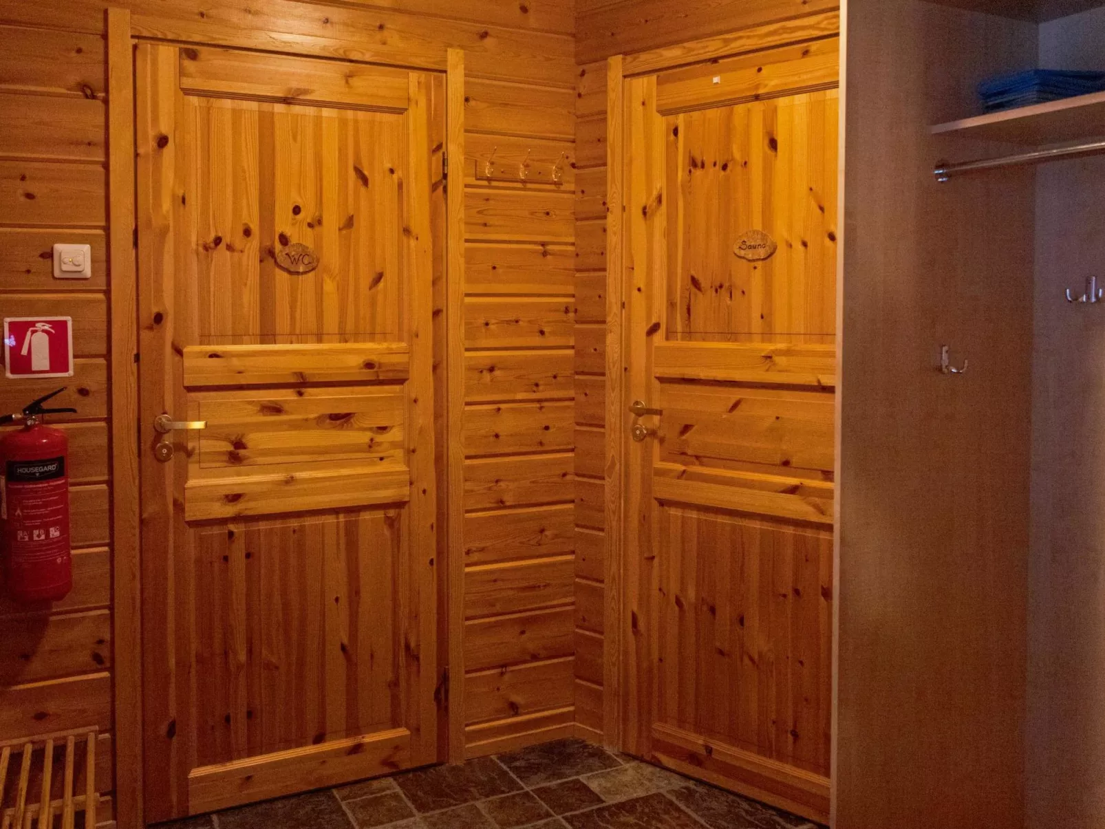 Tunturitähti-Drinnen