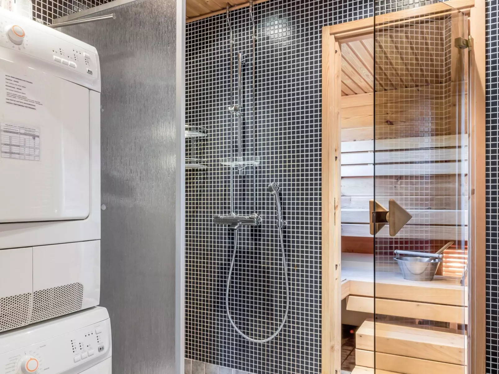 Kivalonmaa b-Drinnen