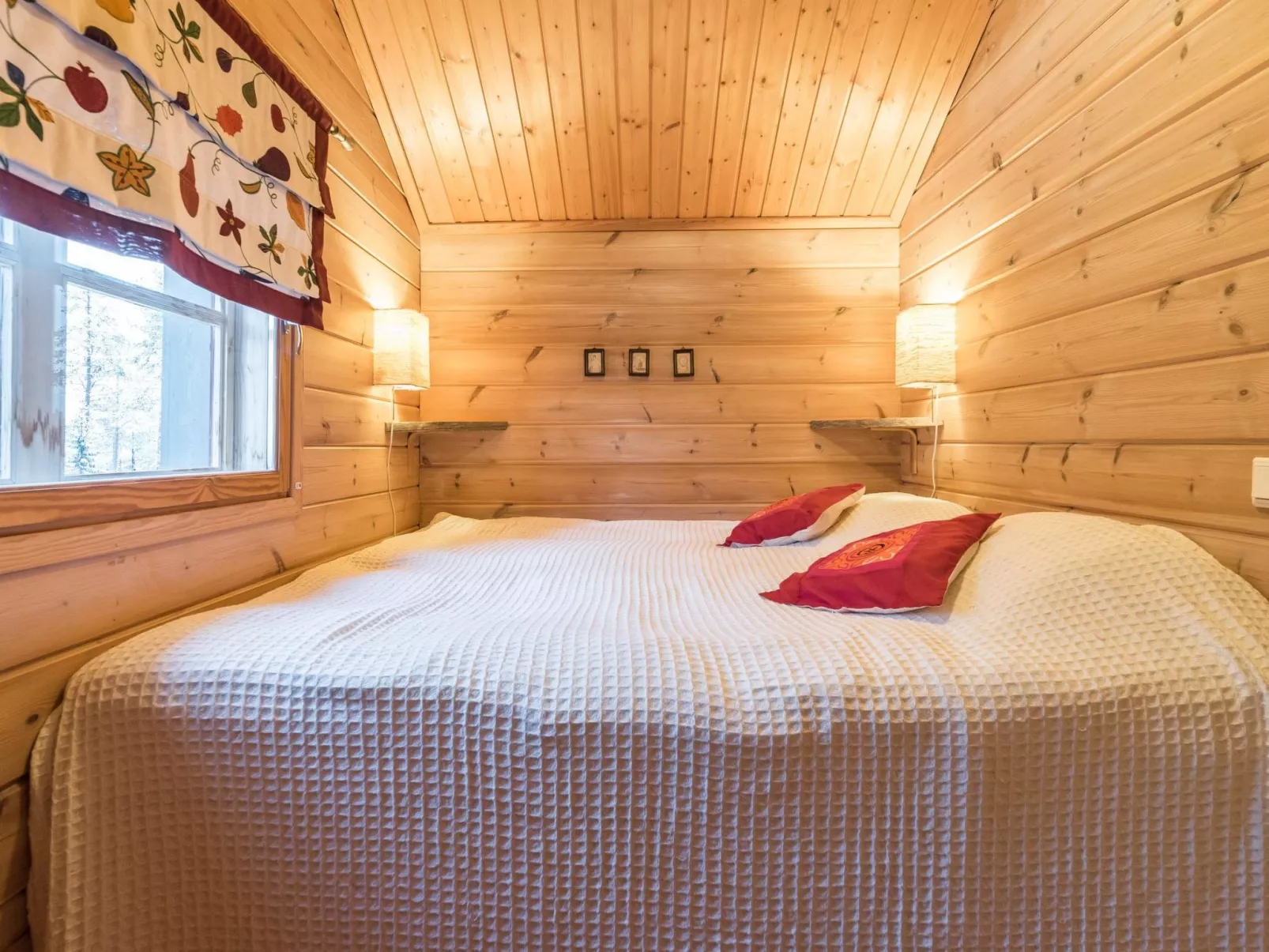 Ylläs outa 1-Dedans