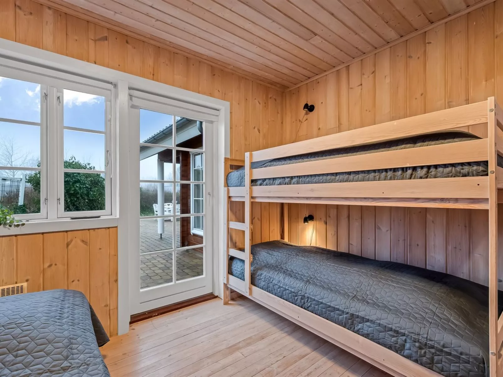 "Gunwald" - 1km to the fjord-Drinnen