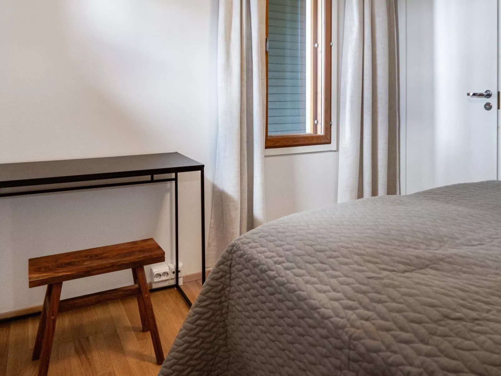 Karhunvartijan linna b16-Drinnen