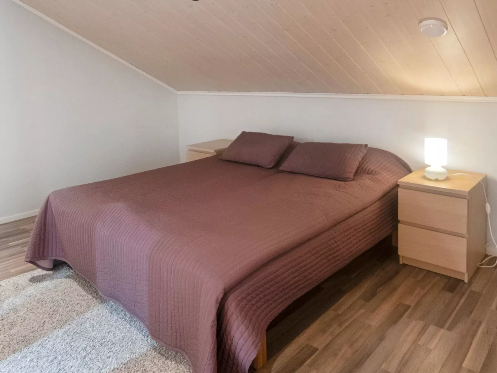 4 seasons b 1-Inside