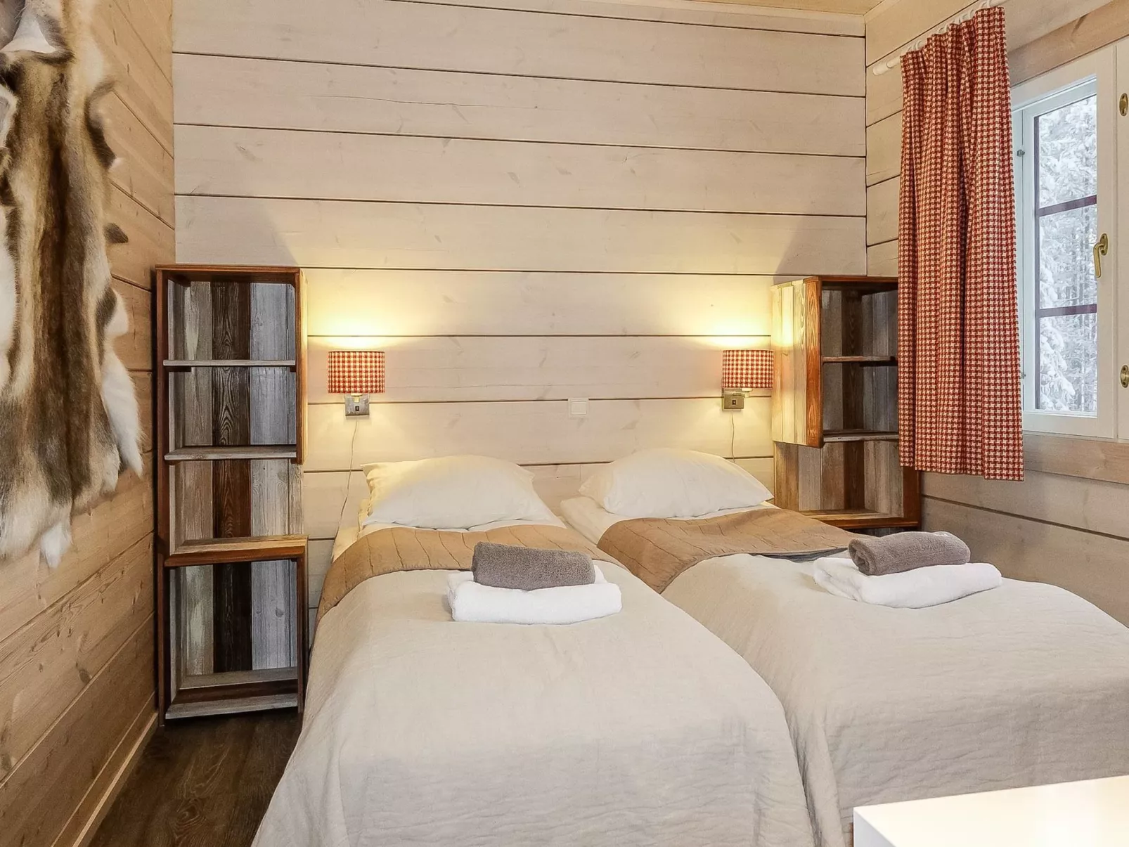 Sallan panparkstie 14 b-Dedans