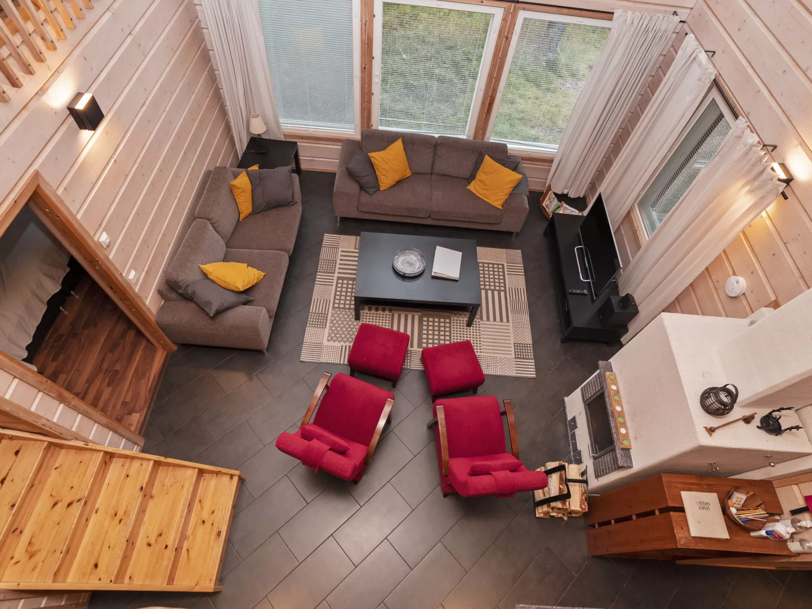 Vuosselin kataja 5-Dedans