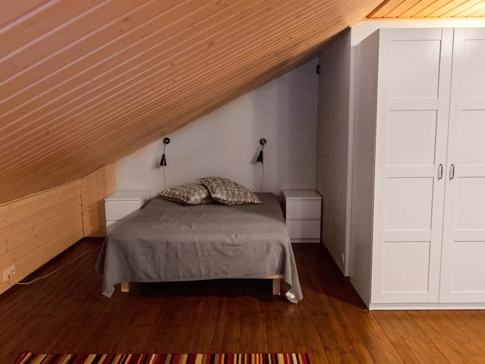 Kivalonmaa a-Drinnen