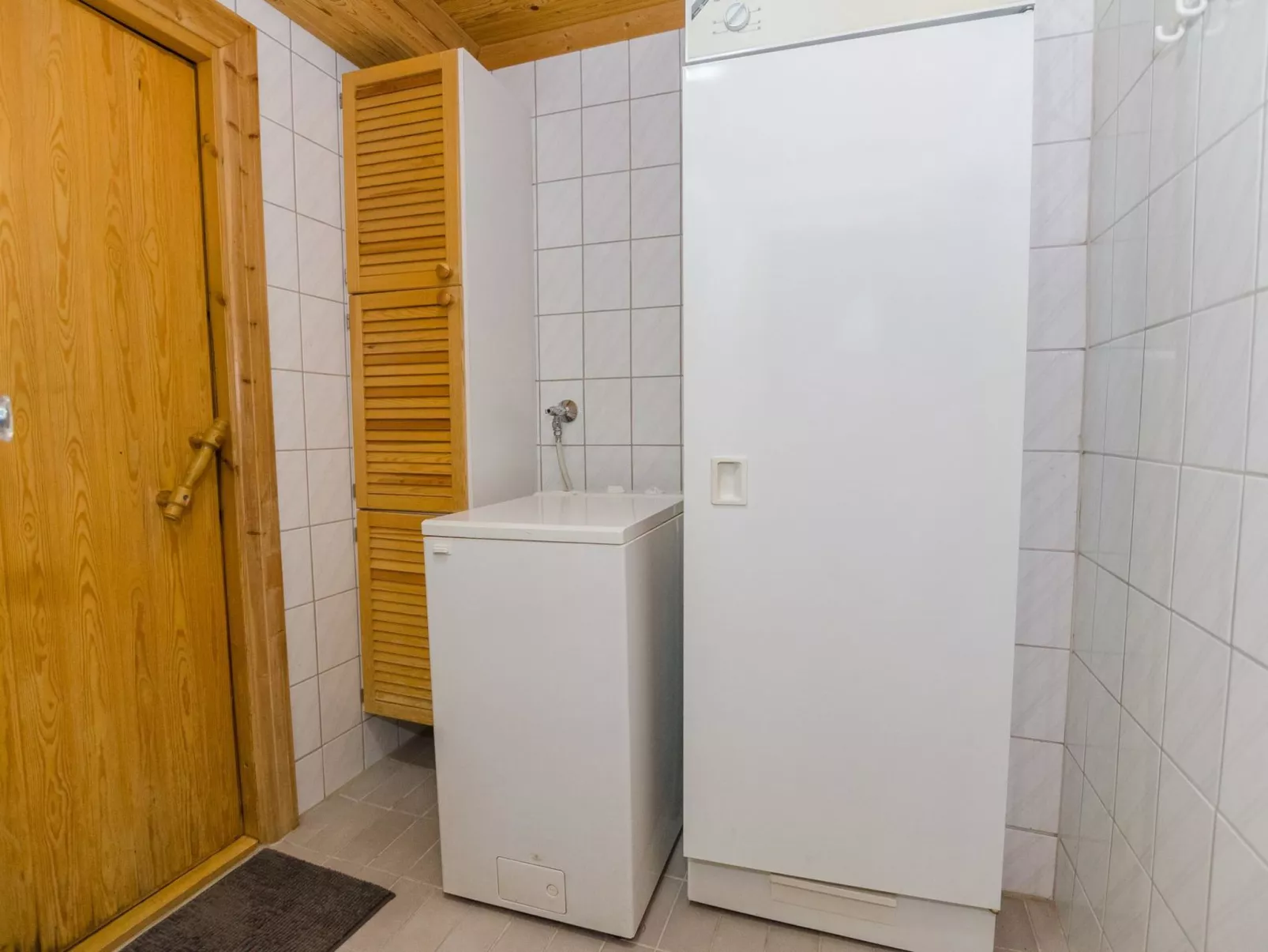 Karjalan veikko 2 b-Dedans