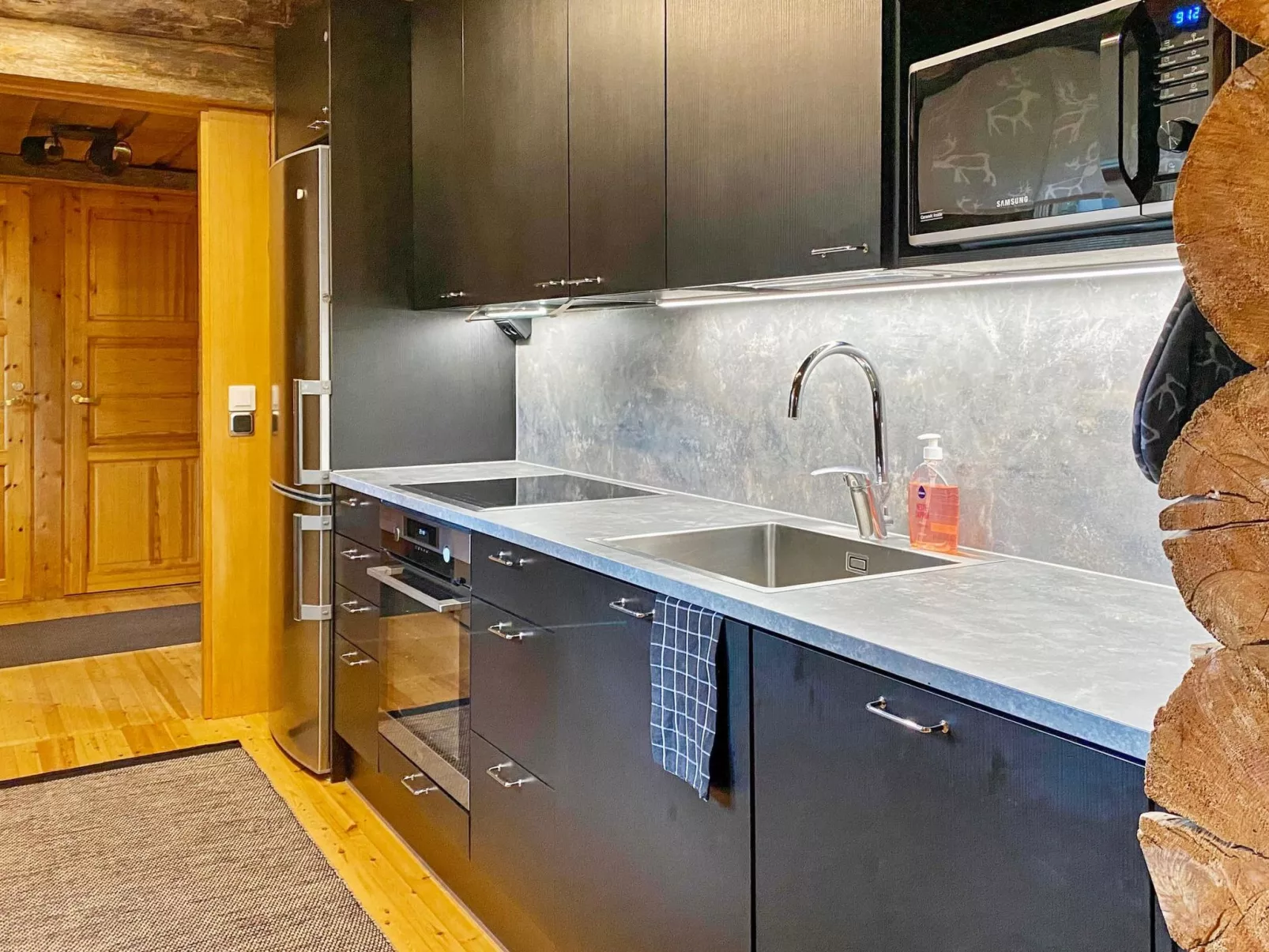 Rukanlumo-kelo-Dedans