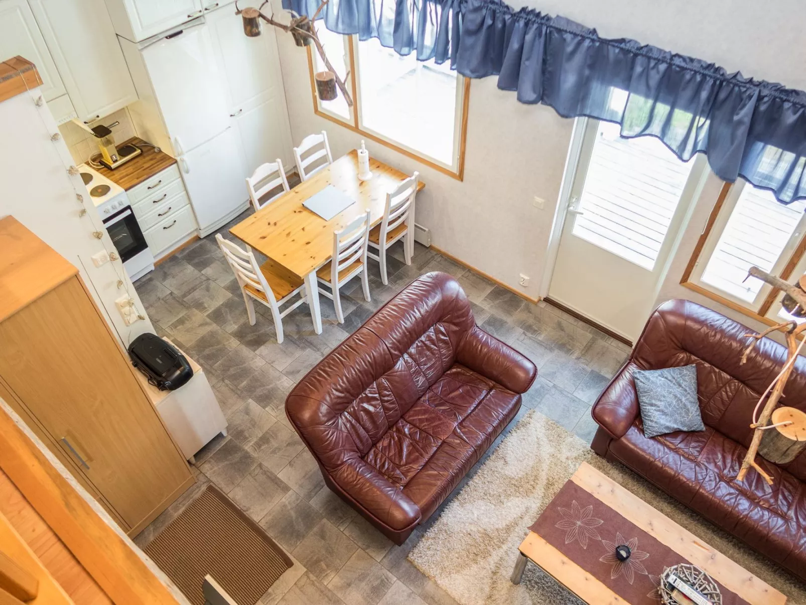 Onkijantie 7b-Dedans