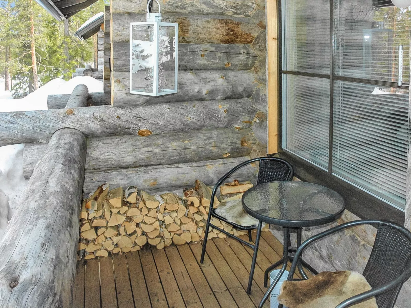 Maahisenrinne 3 e 19-Drinnen