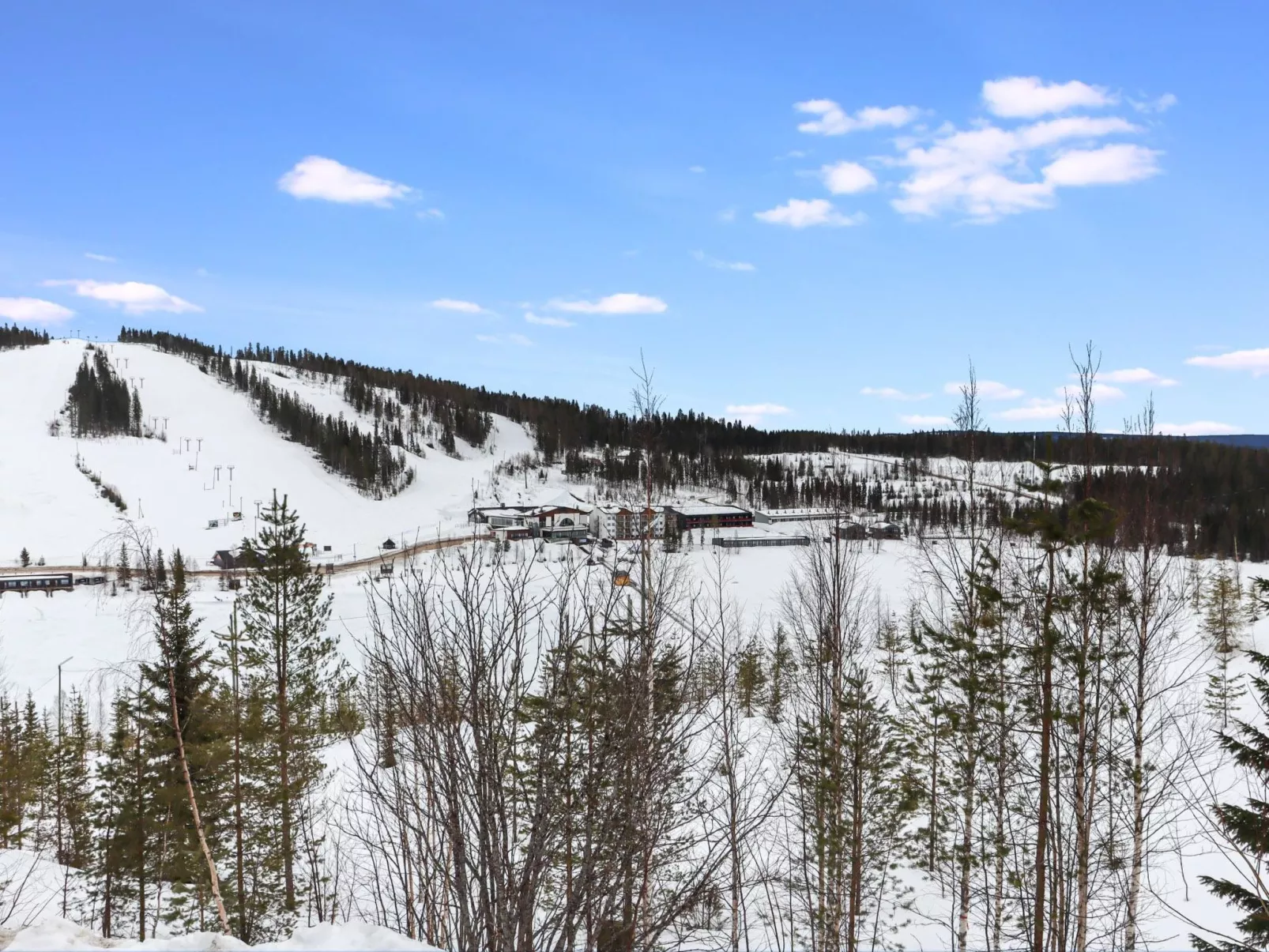 Alppikylä 4b paritalo-Inside