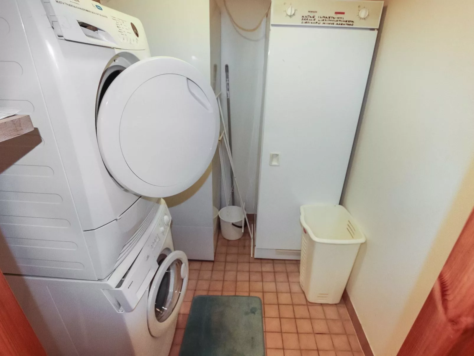 Erätuli 2 paritalo-Dedans