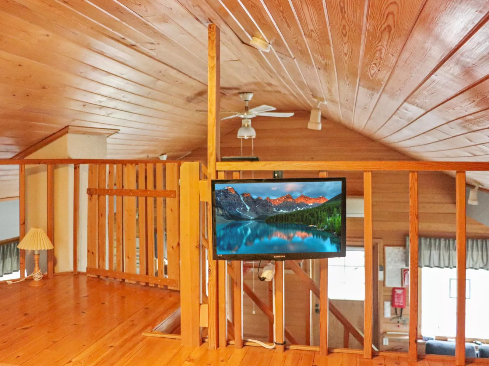 Hyryn herra mökki-Dedans