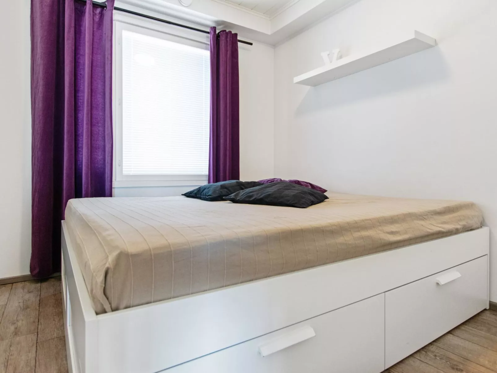 Skivillas 78 ukkohalla (7)-Drinnen