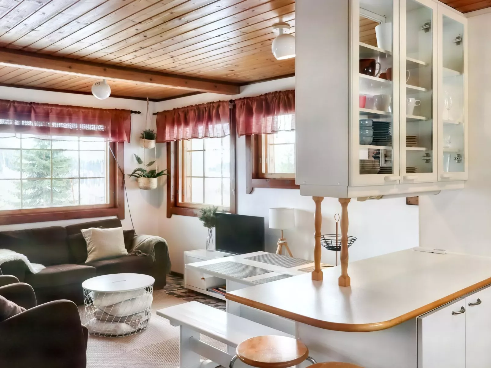 Pieni kiiruna-Inside