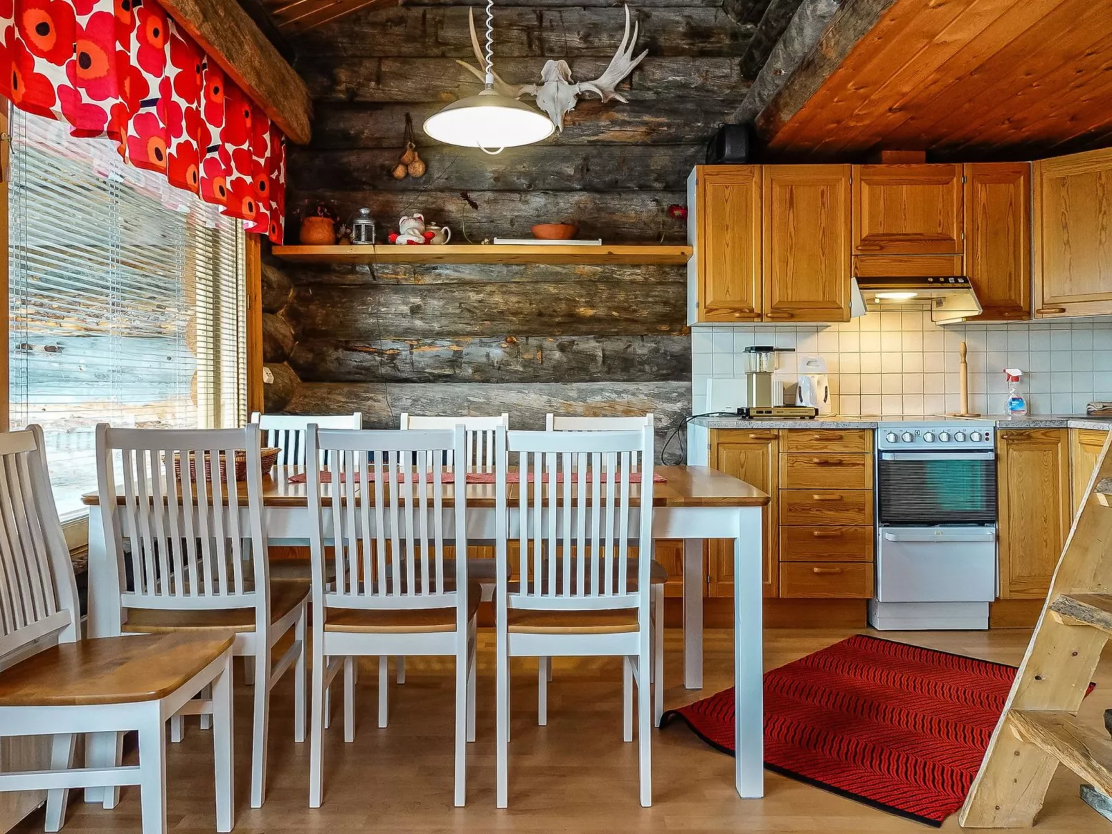 Sallanhelmi c2-Dedans