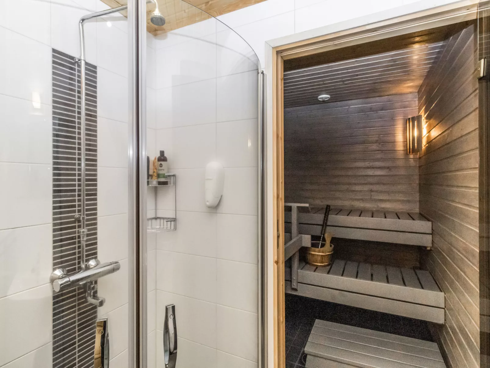 Sallan saaga-Drinnen