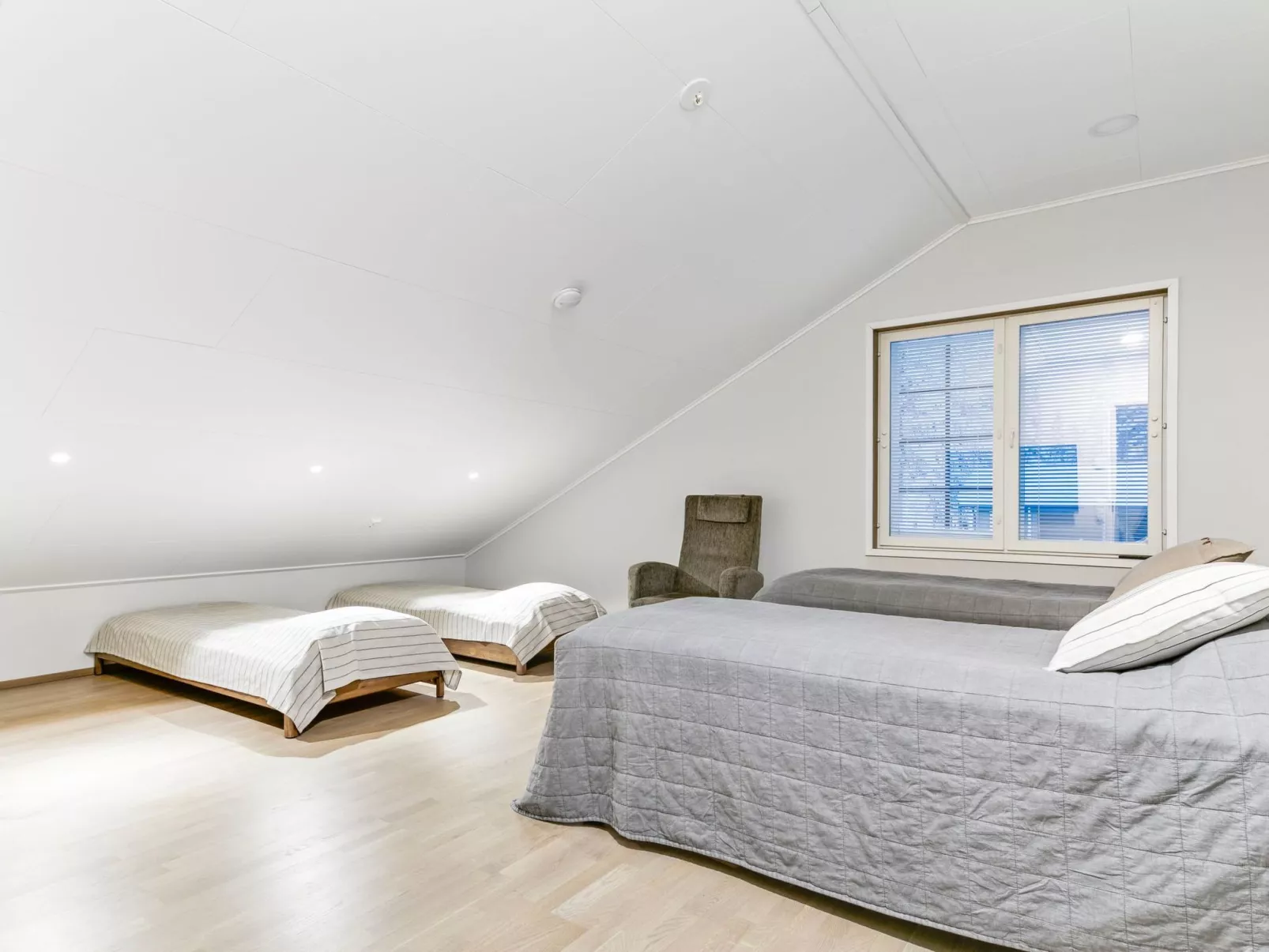 Levin hetki b-Drinnen