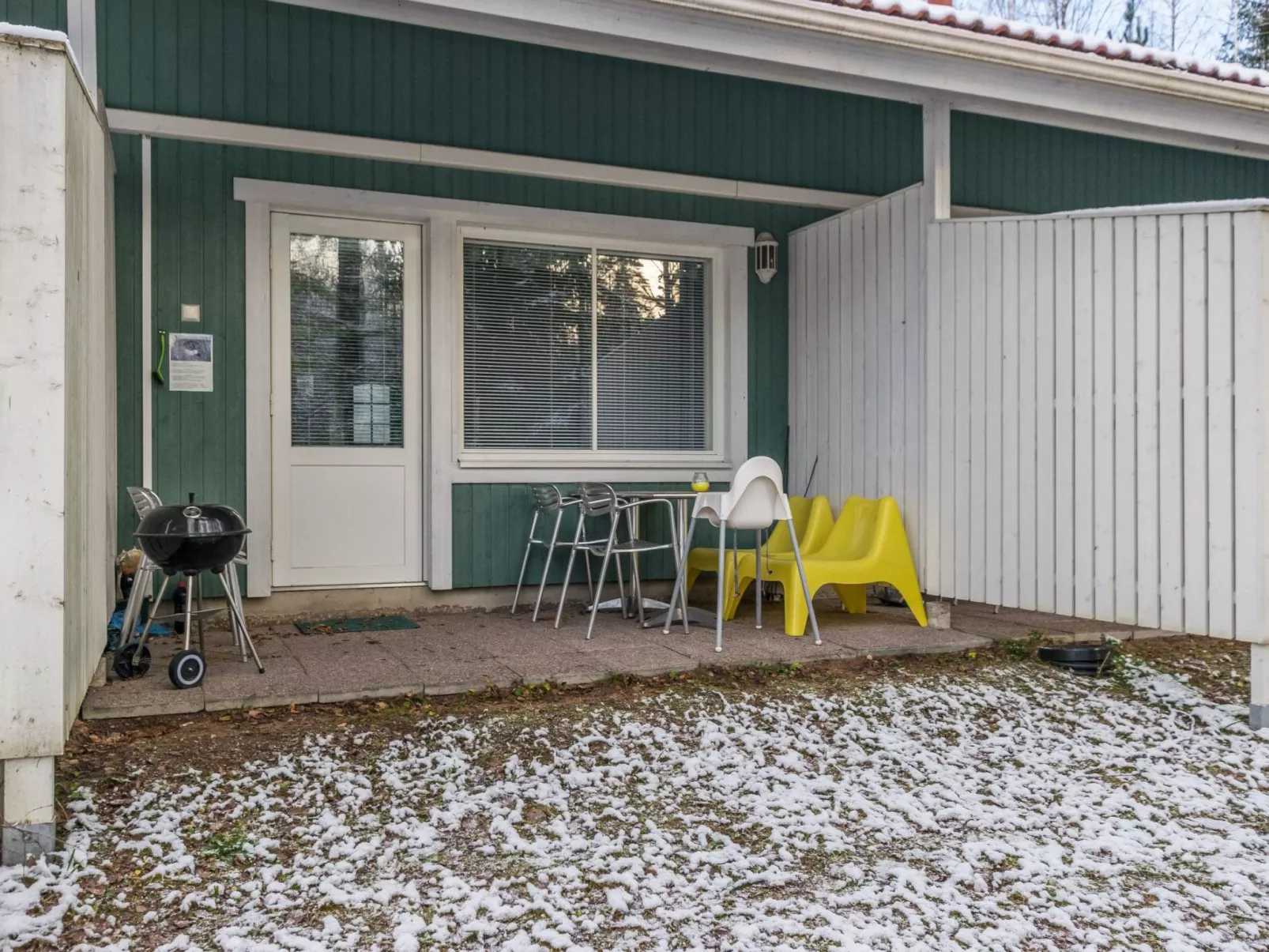 Kylpylän ullanrinne 12 c-Dedans