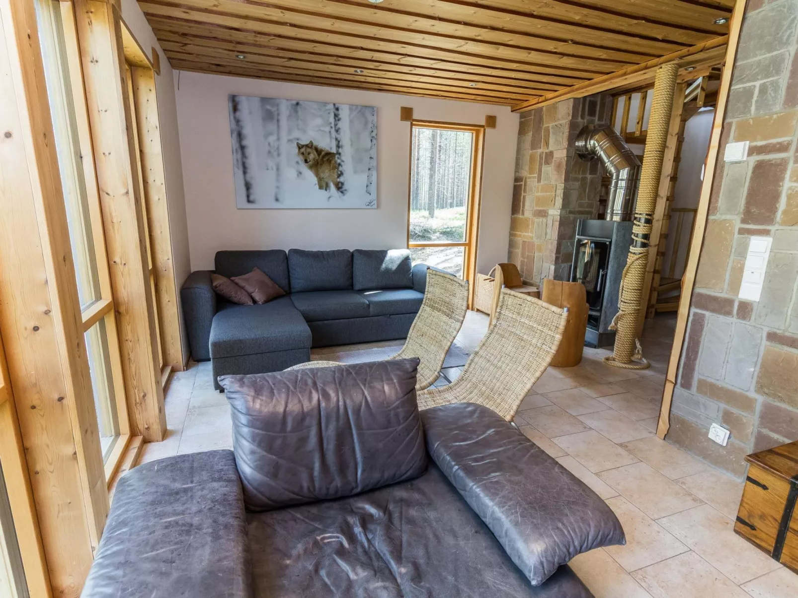 Matkajoentie 4b-Dedans