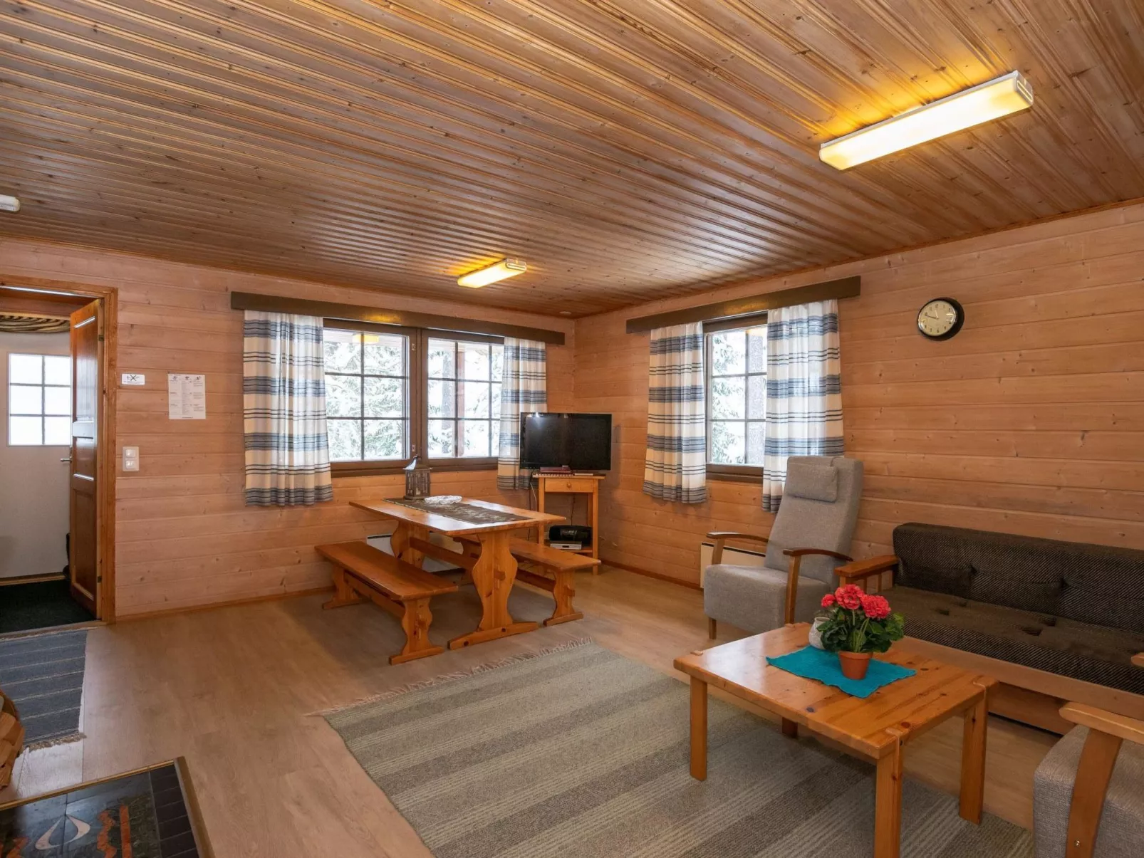 Aamunsarastus-Dedans