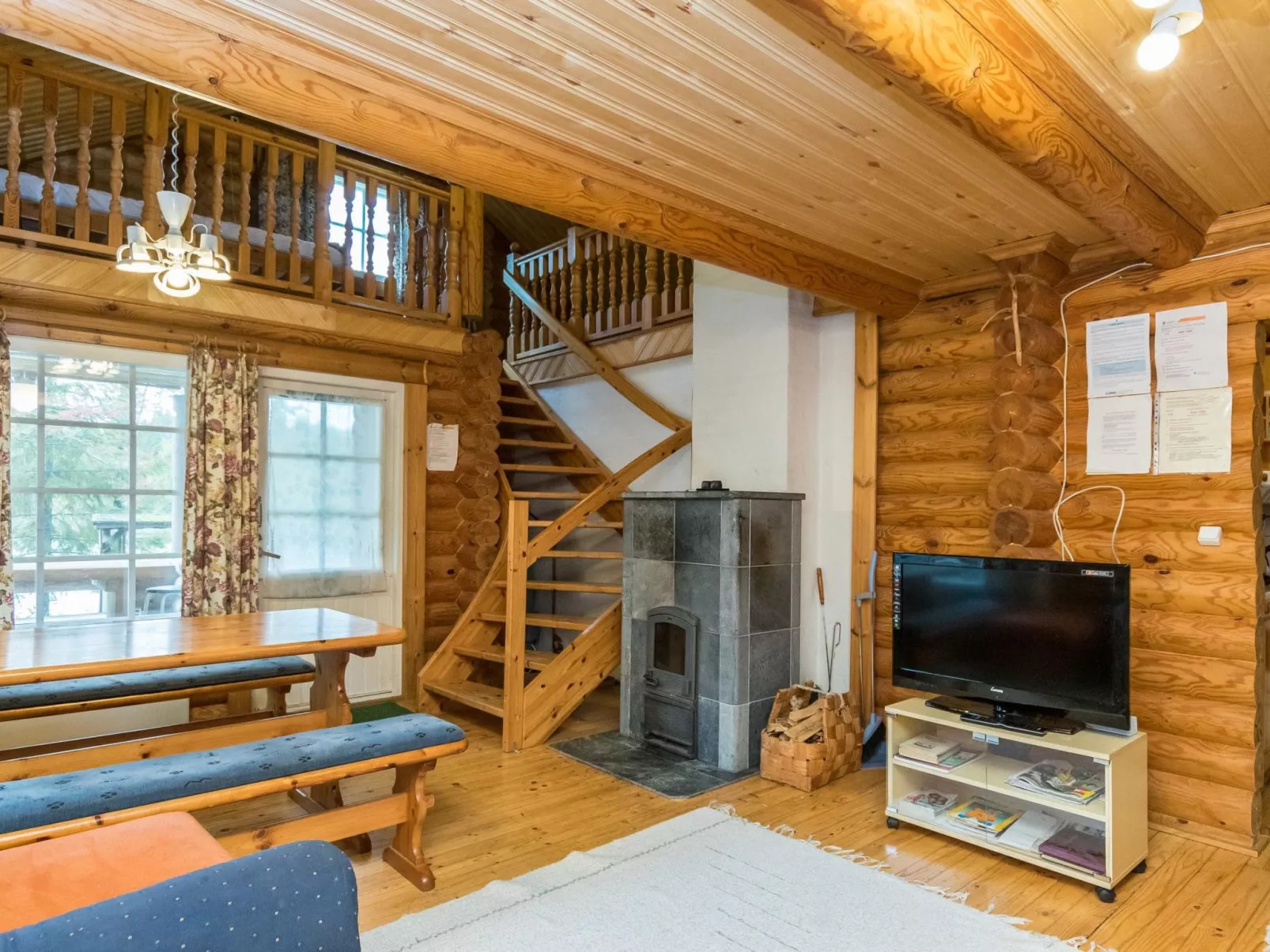 Pikku harrila-Dedans