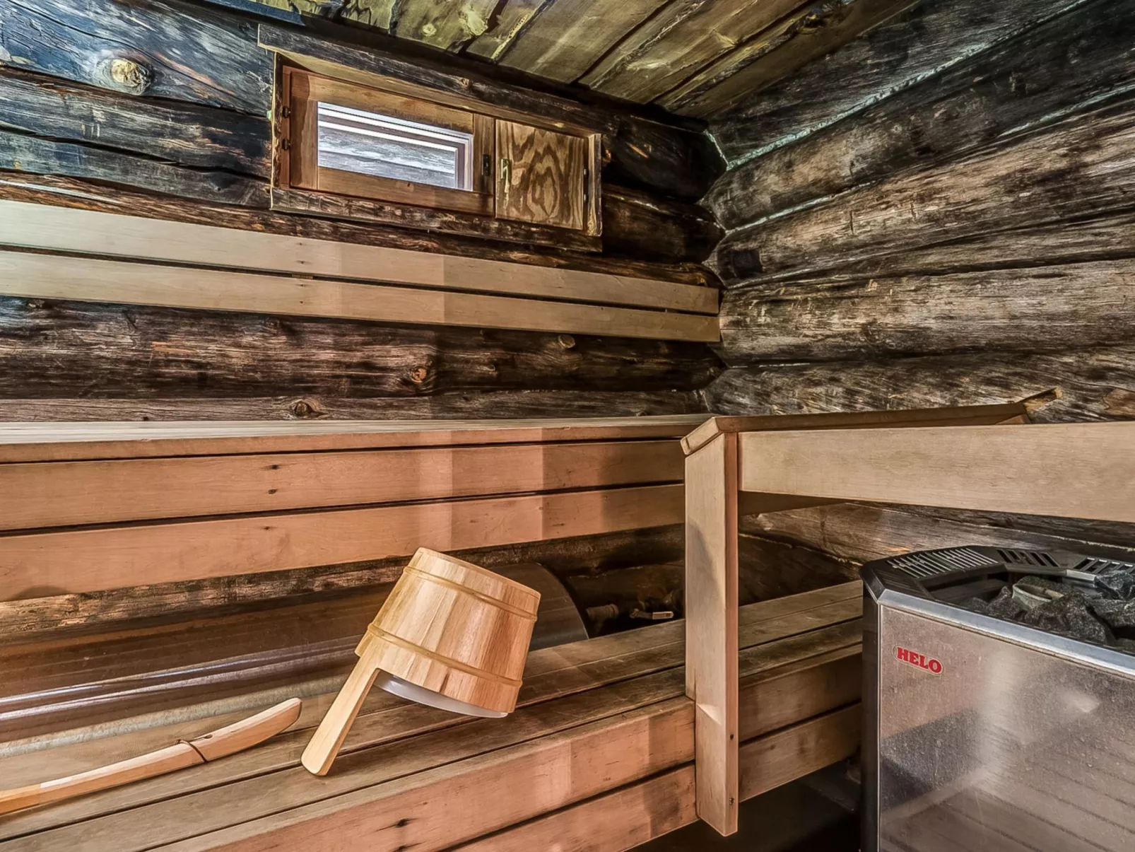 Seitsemän savua 6-Dedans