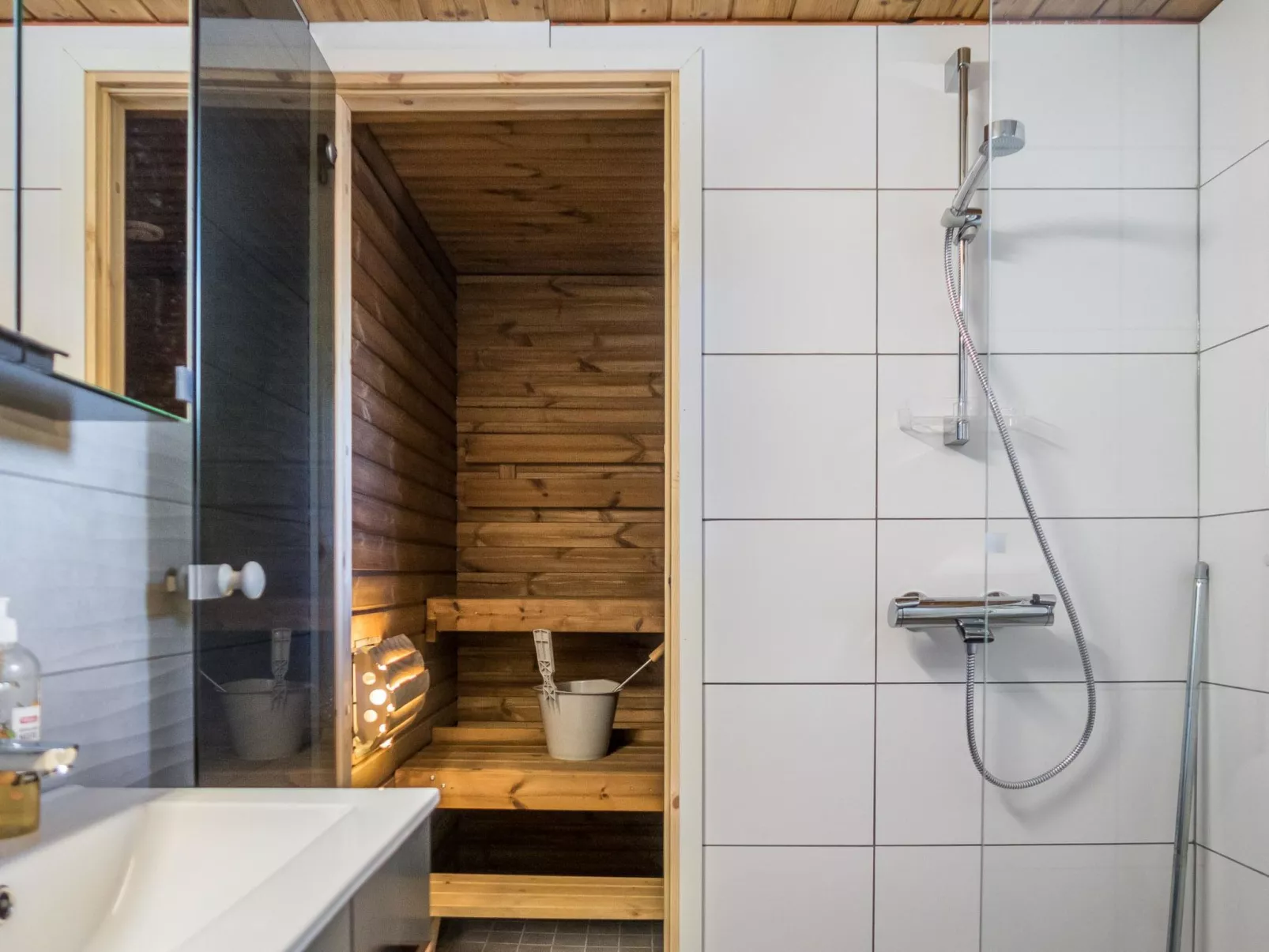 Vuokatinportti a 11-Dedans