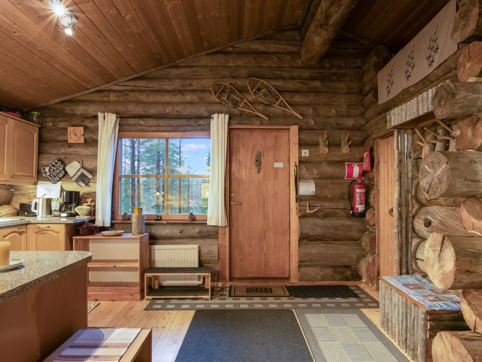 Salmentieva 2-Drinnen