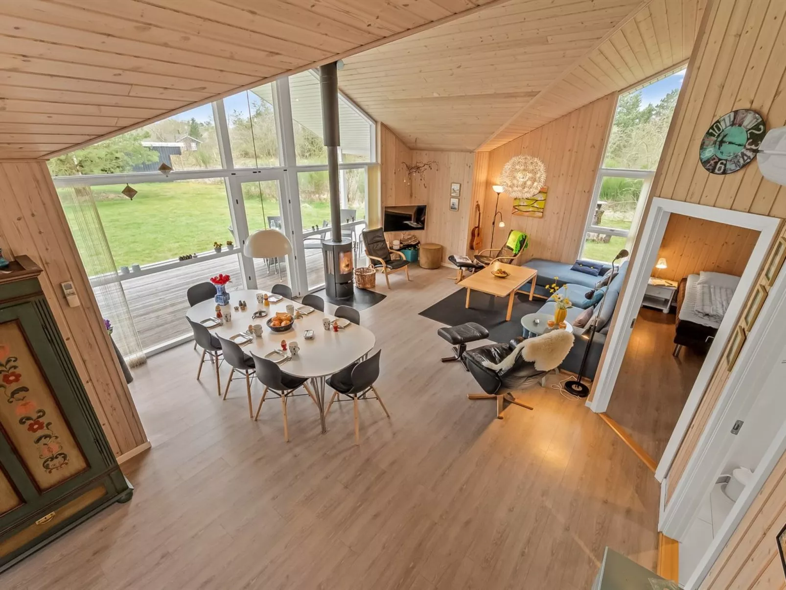 "Teija" - 600m to the fjord-Inside