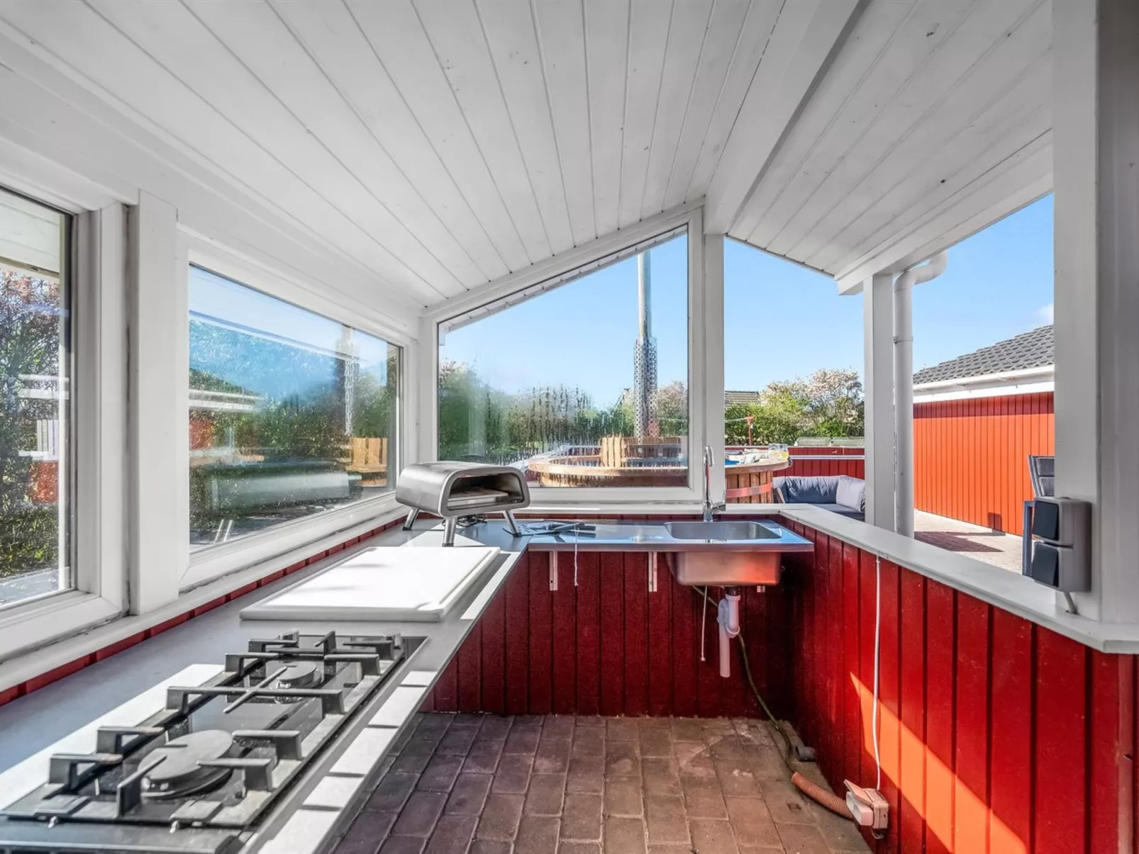 "Seba" - 1km to the fjord-Inside