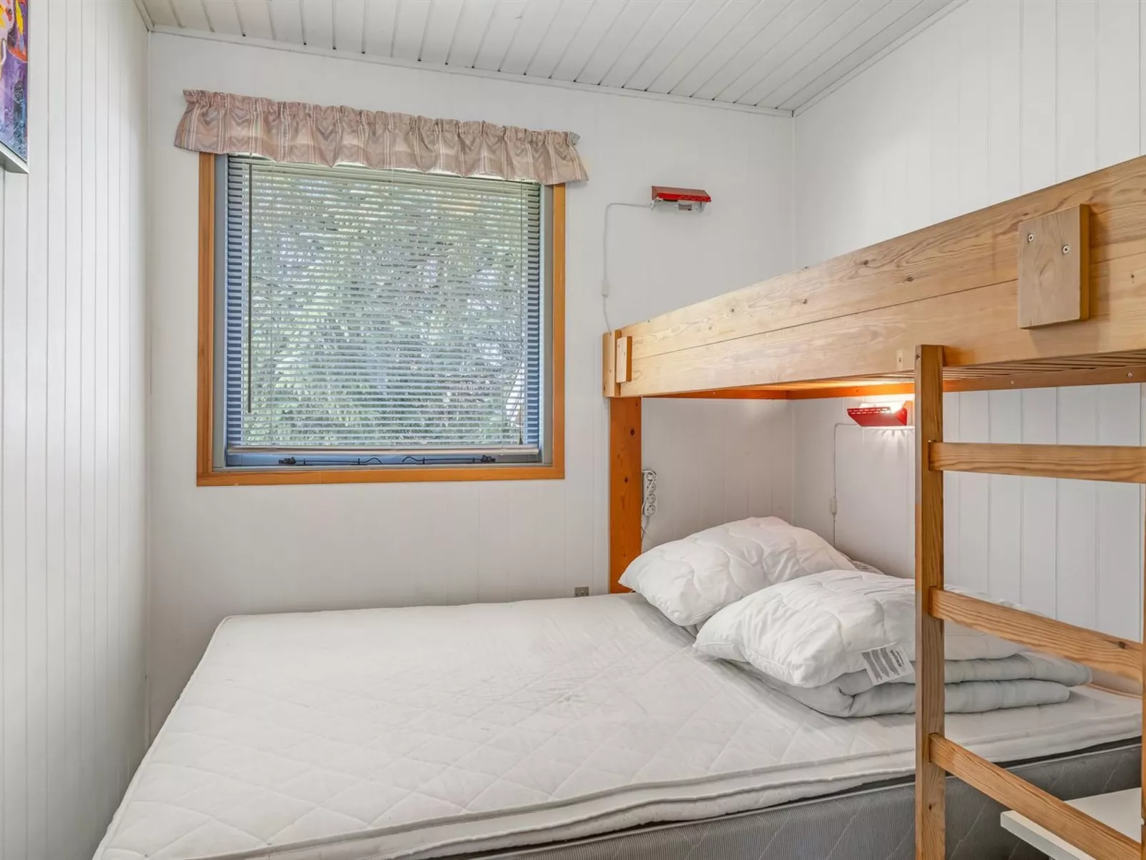 "Franzisca" - 200m to the fjord-Drinnen