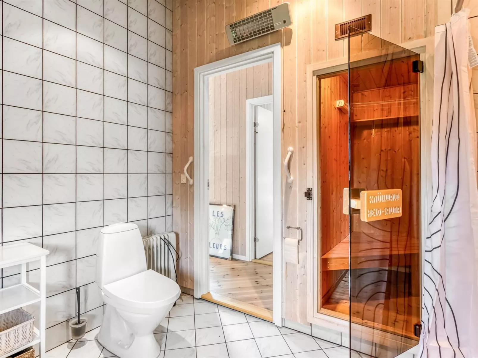 "Winona" - 250m from the sea-Drinnen