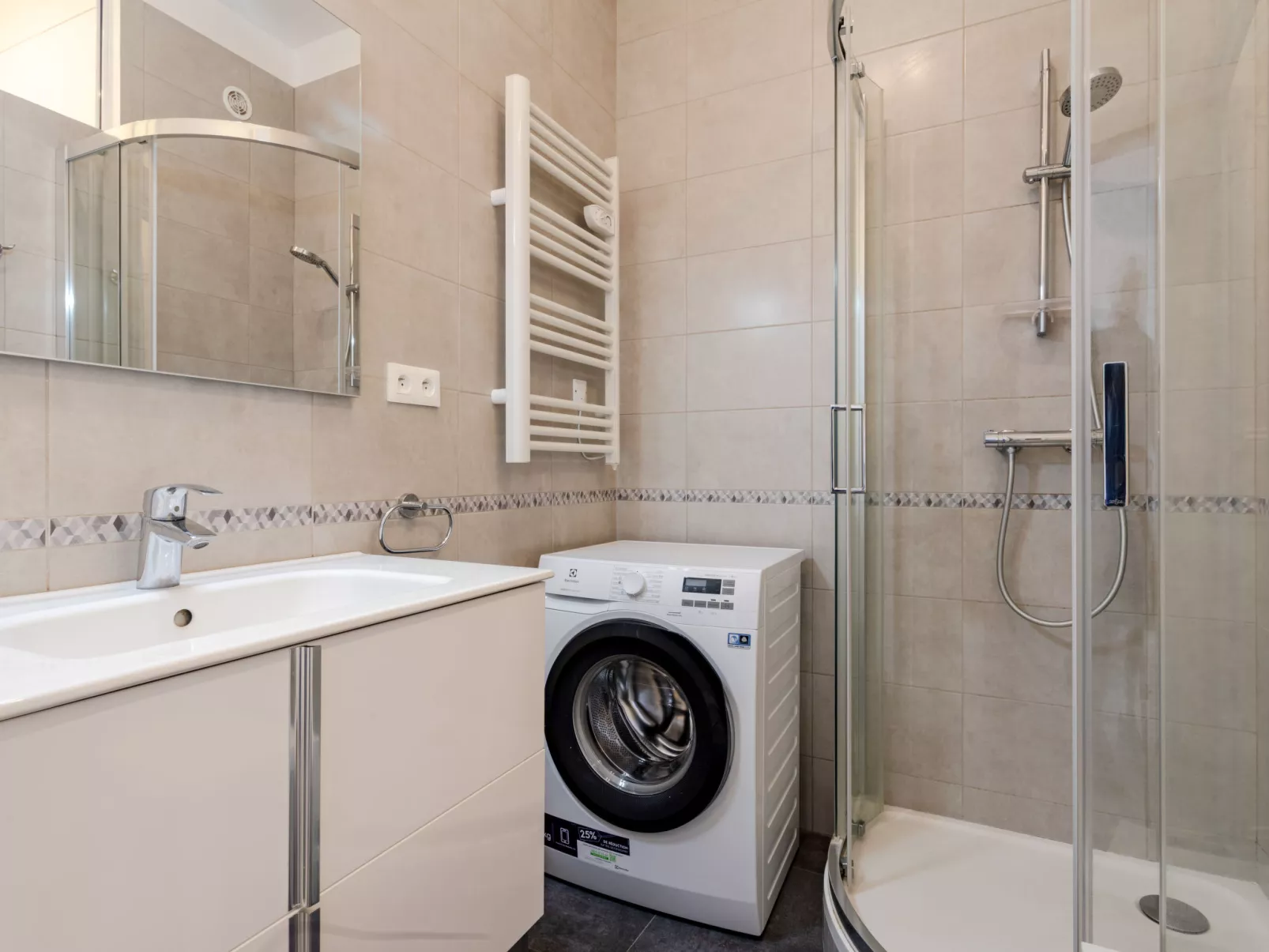 L'hôtel de Paris-Inside