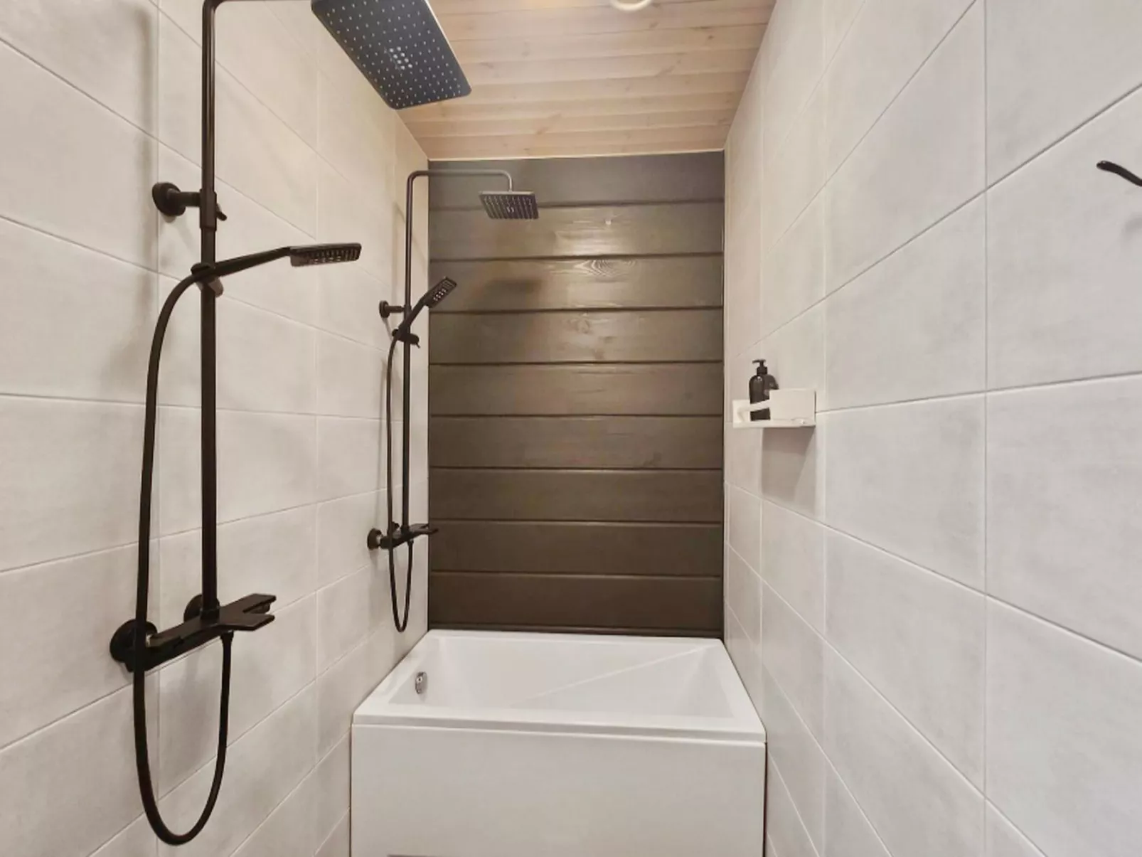 Teijon vierastalo-Inside