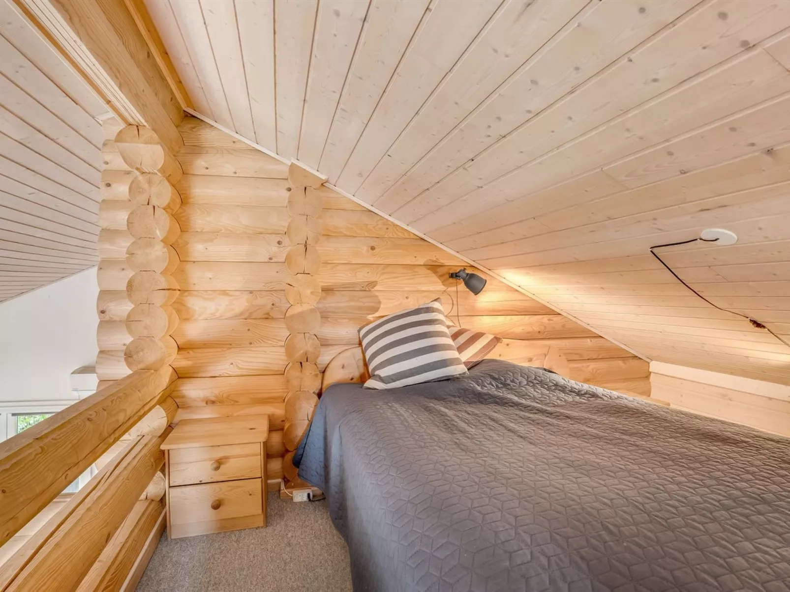 "Edzard" - 900m from the sea-Inside