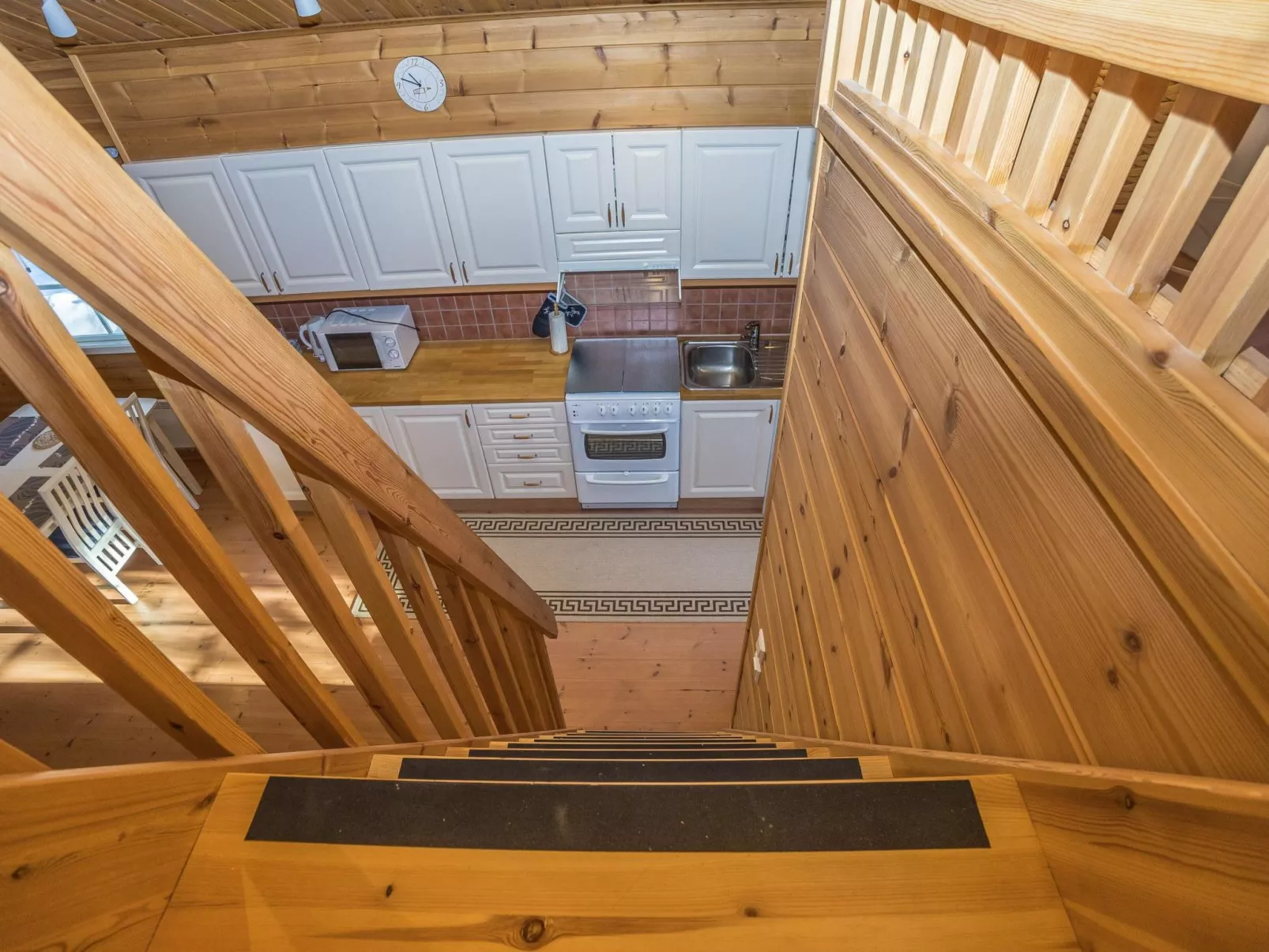 Jerisrannantie 7-Dedans