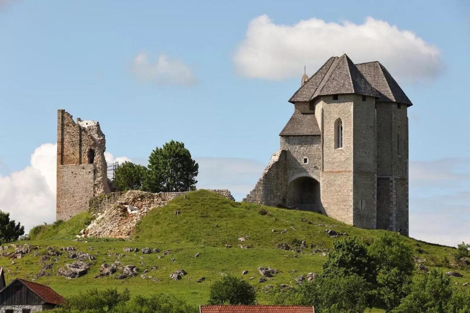 Apartments Jezerane - Four Bedroom Apartment with Balcony-Ambiance