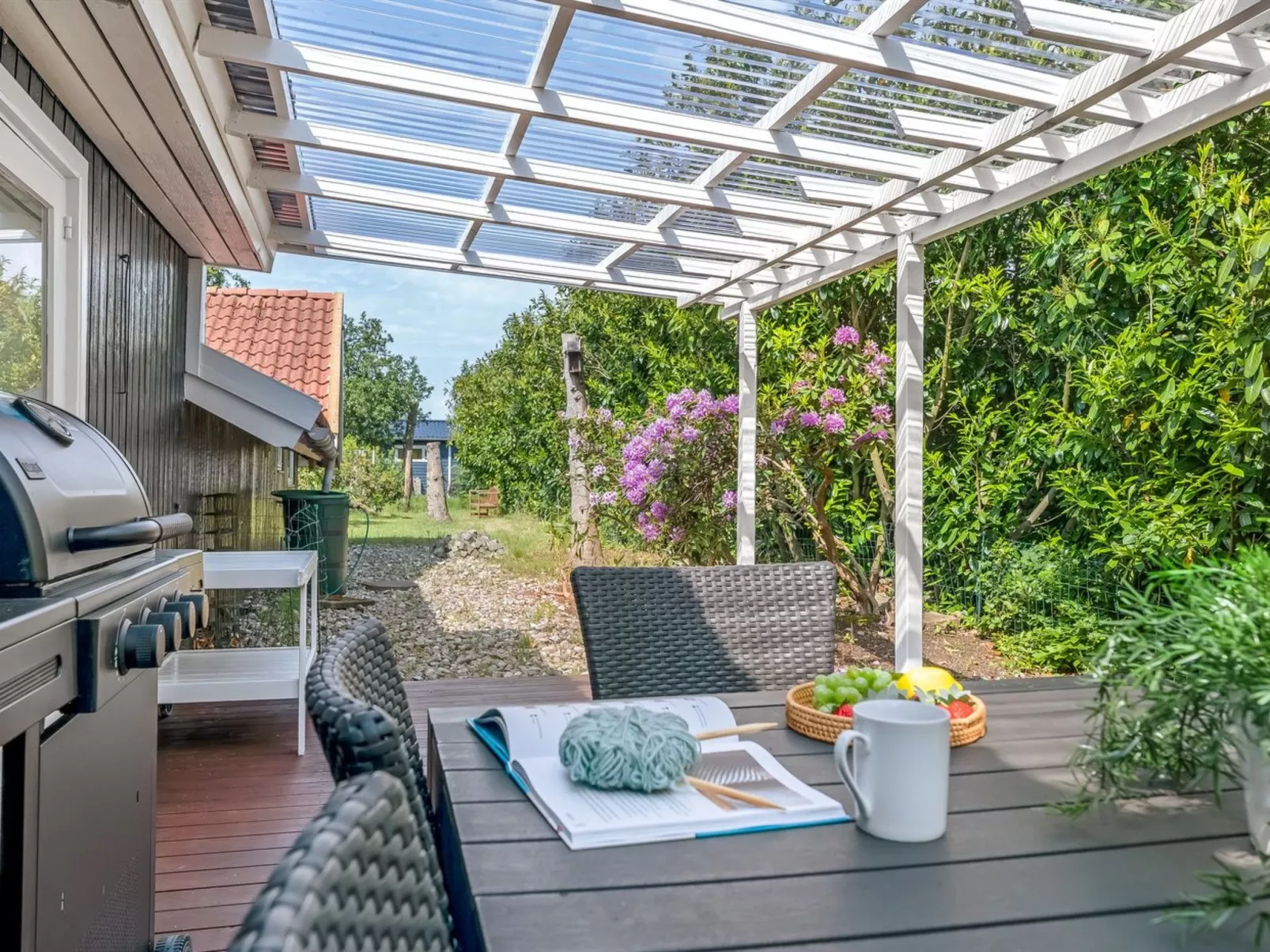 "Rusalina" - 400m from the sea-Outside