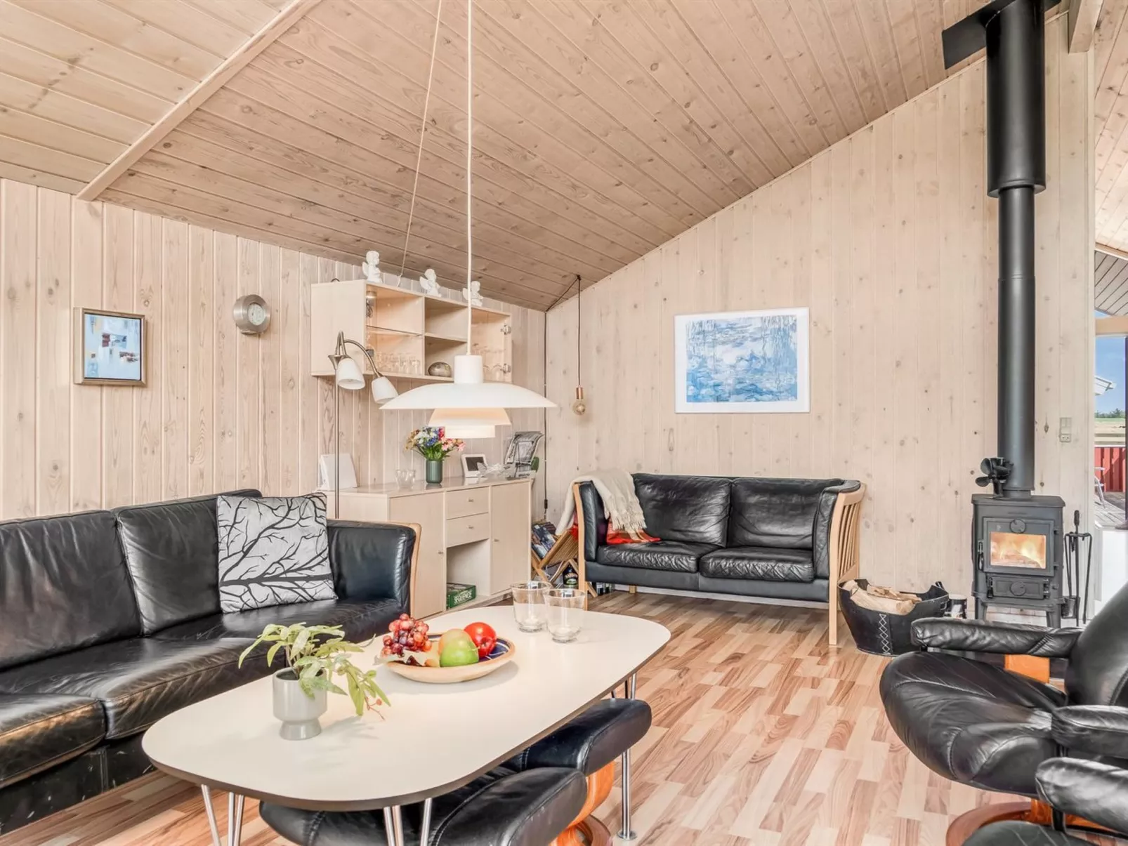 "Hans" - 1.2km from the sea-Dedans