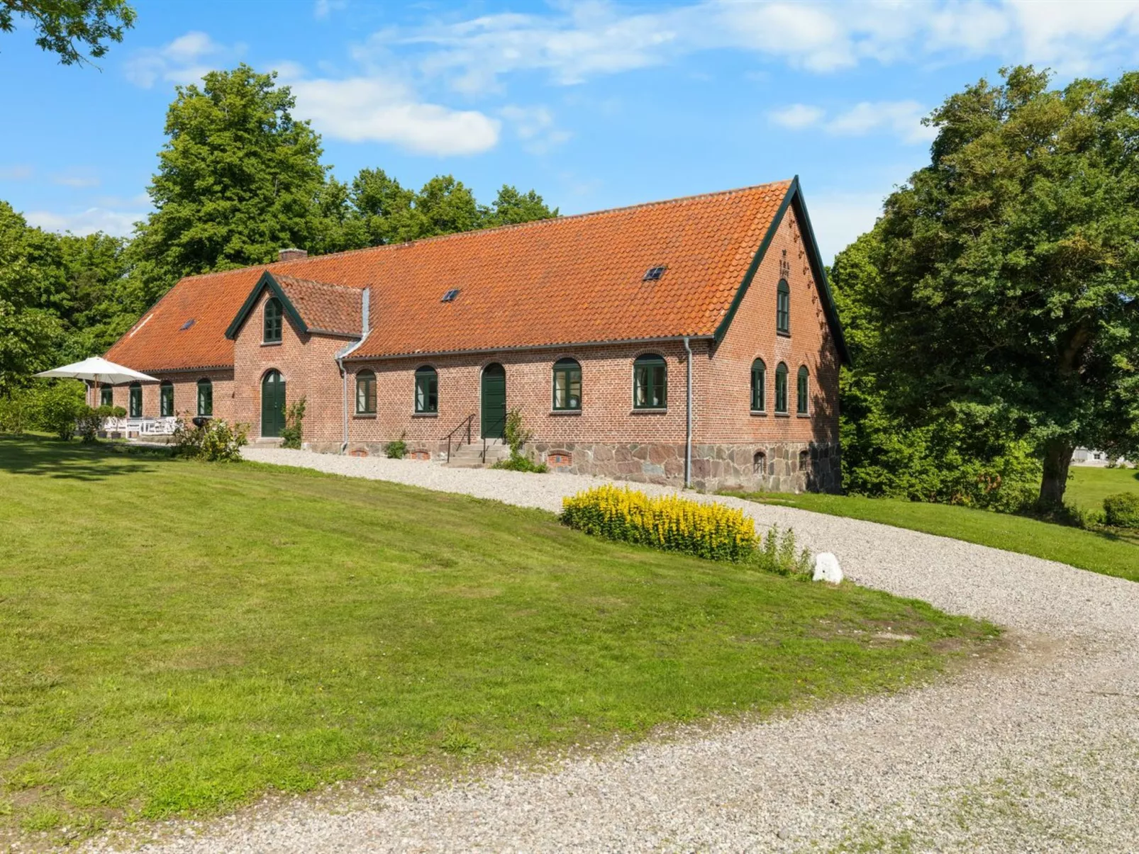 "Brun" - 1.5km from the sea-Outside