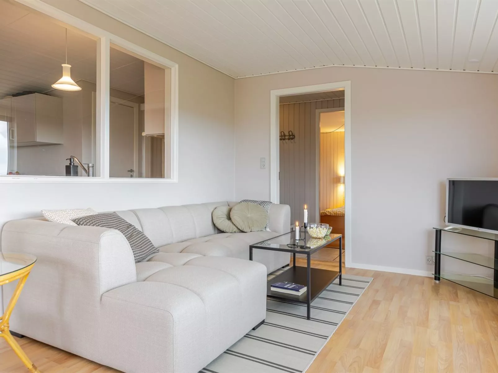 "Gyda" - 350m from the sea-Inside