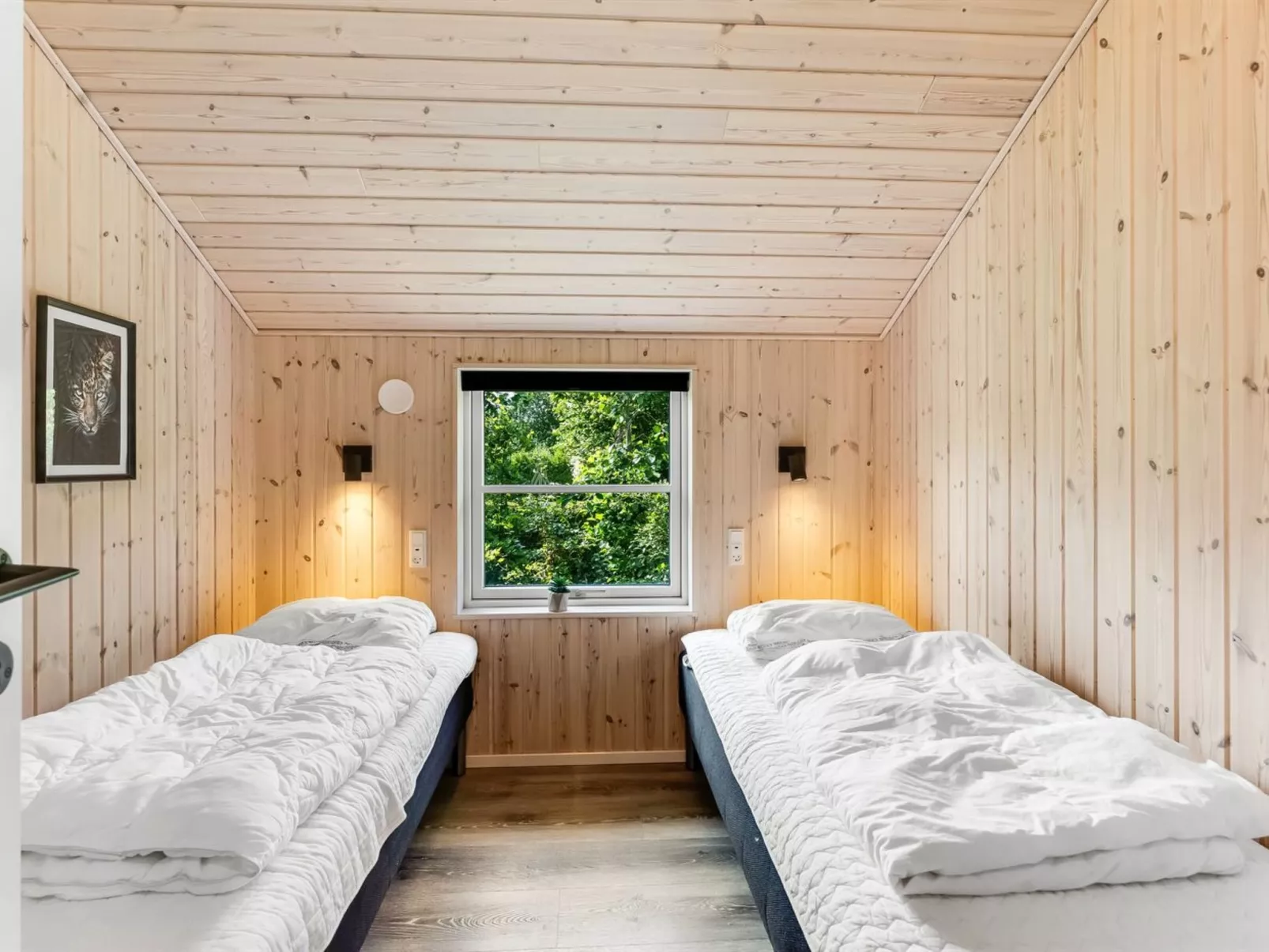 "Matild" - 400m from the sea-Dedans