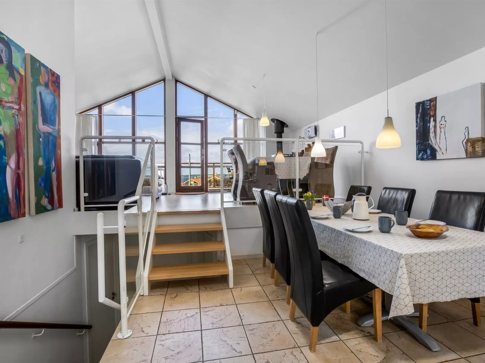 "Rouwen" - 120m from the sea-Drinnen