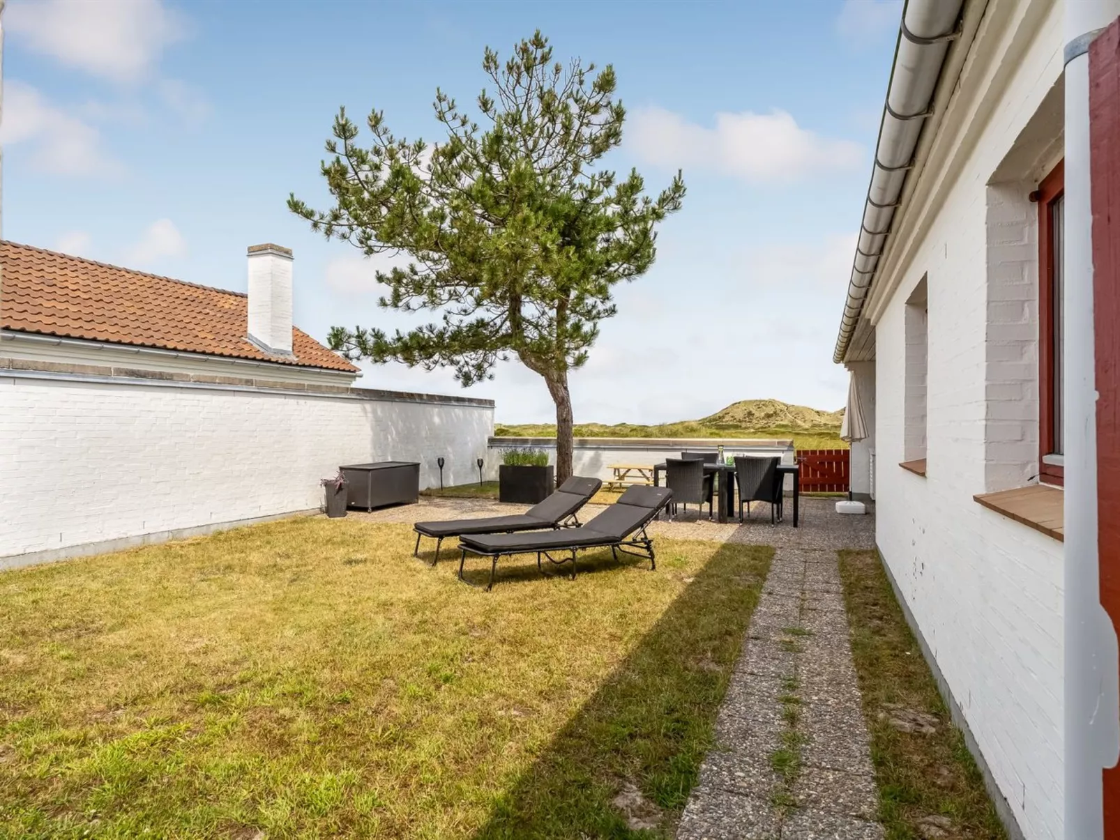 "Aike" - 1km from the sea-Outside