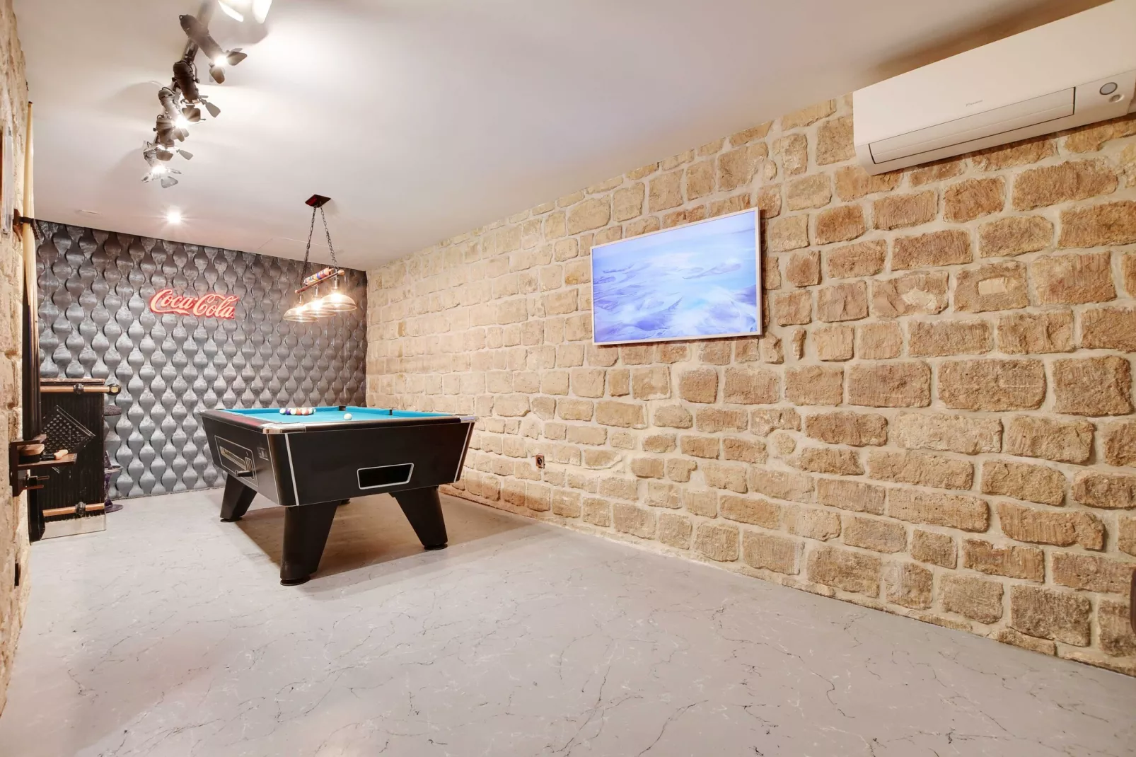 DA-16-POPINCOURT-Nicht zugeordnet