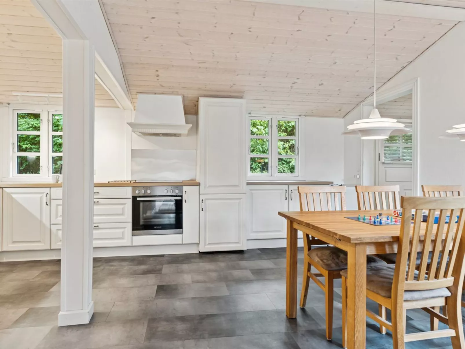 "Sixten" - 400m to the fjord-Inside