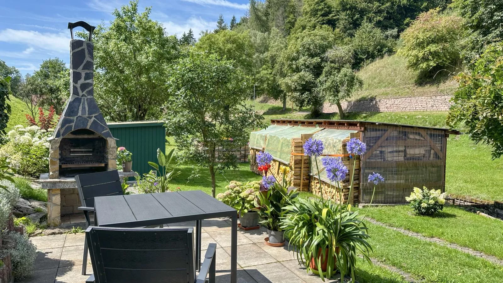 Alina-Terrace balcony